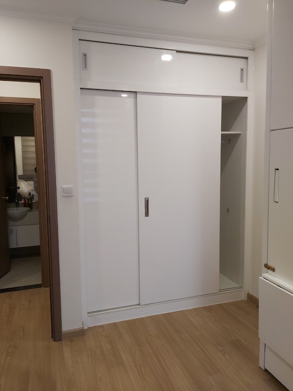 z2334595024855_f119ab3cbfd040e5791db2610b986e3d