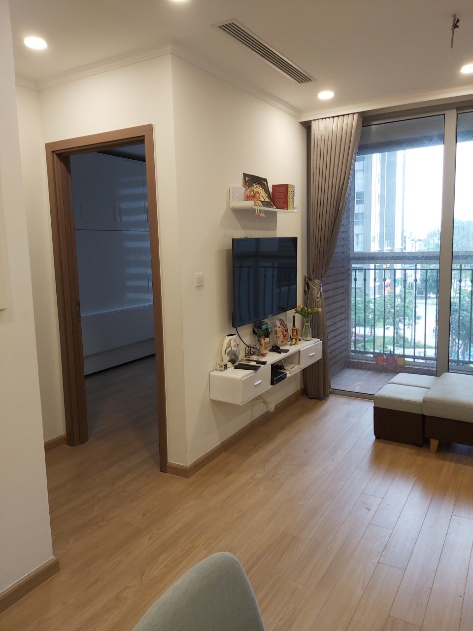 z2334595036142_36e8d506206d47f2318bfeeea7ce3b00